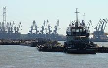 jds2-galati-port.jpg?itok=gsXZ0Peq