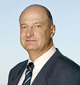 Credit: ICPDR/Jovanovic a man wearing a suit and tie