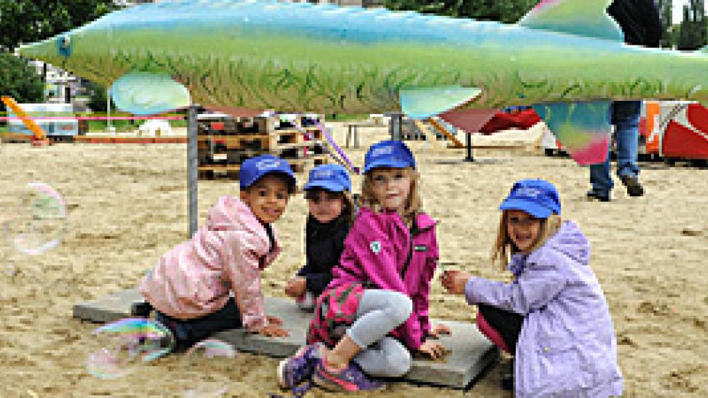 Children at Danube Day activity 