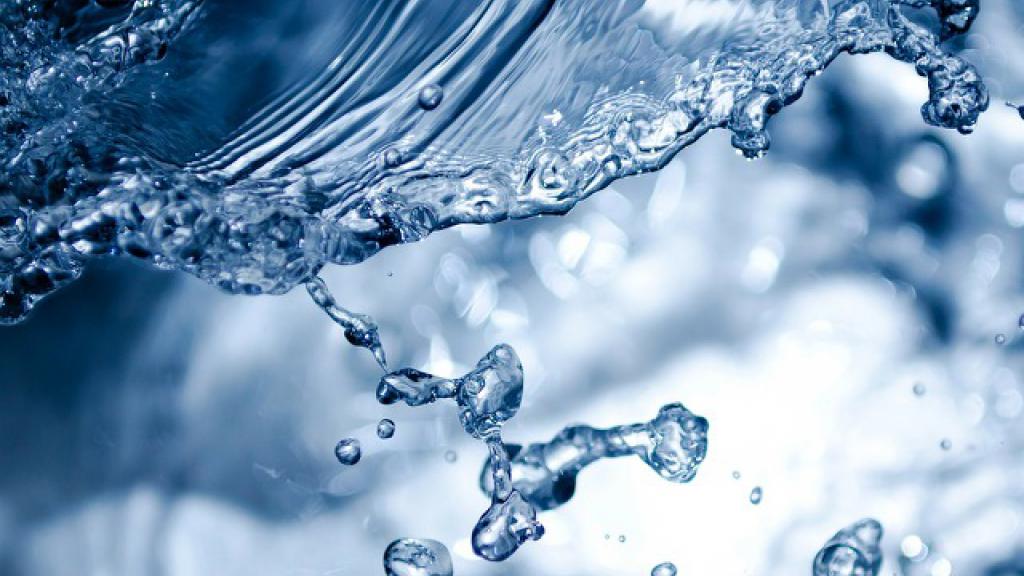 Close up of splashing water