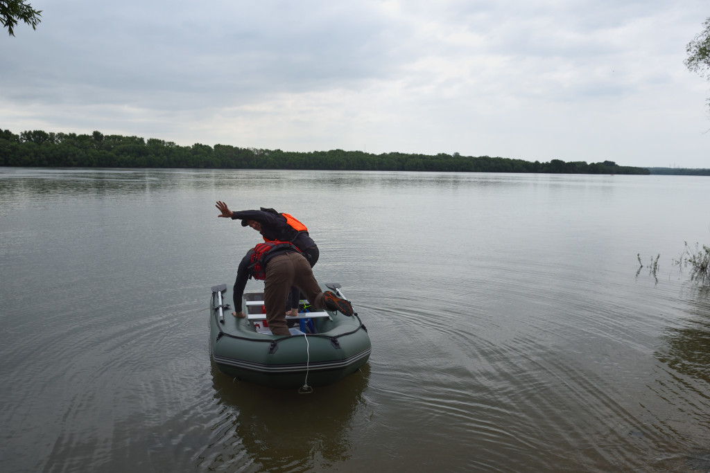 ©ICPDR two men in a boat sampling water