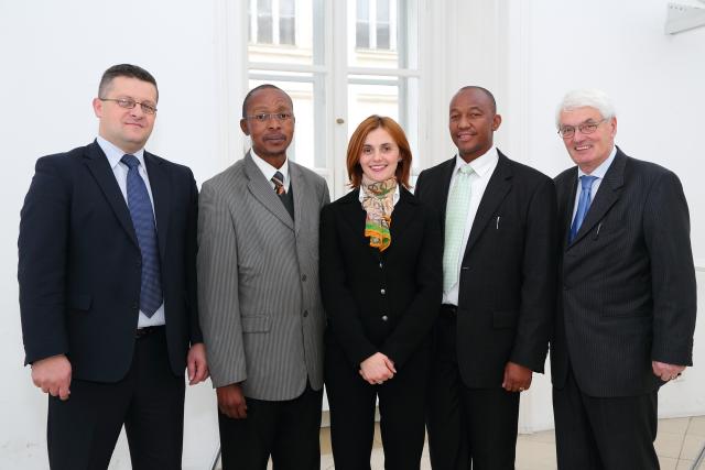 Attendees at 15th Ordinary Meeting pose for a picture 