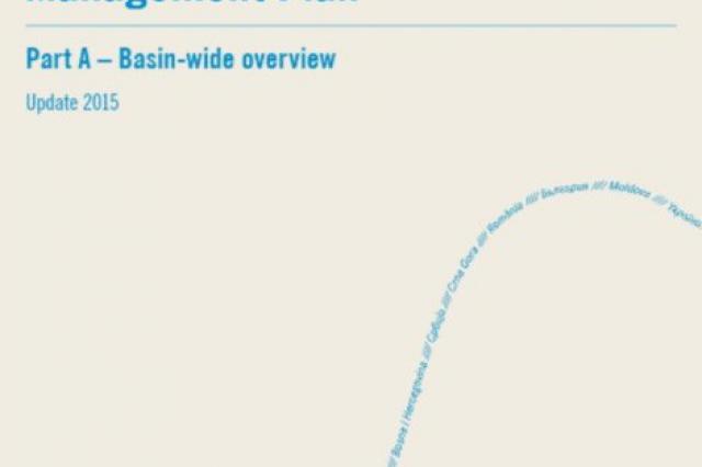 Cover Image of a report with the title 'The Danube River Basin Disctrict management Plan'